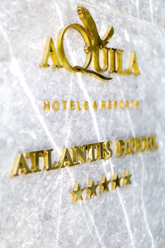 Aquila Atlantis Hotel — Hotel building in Heraklion