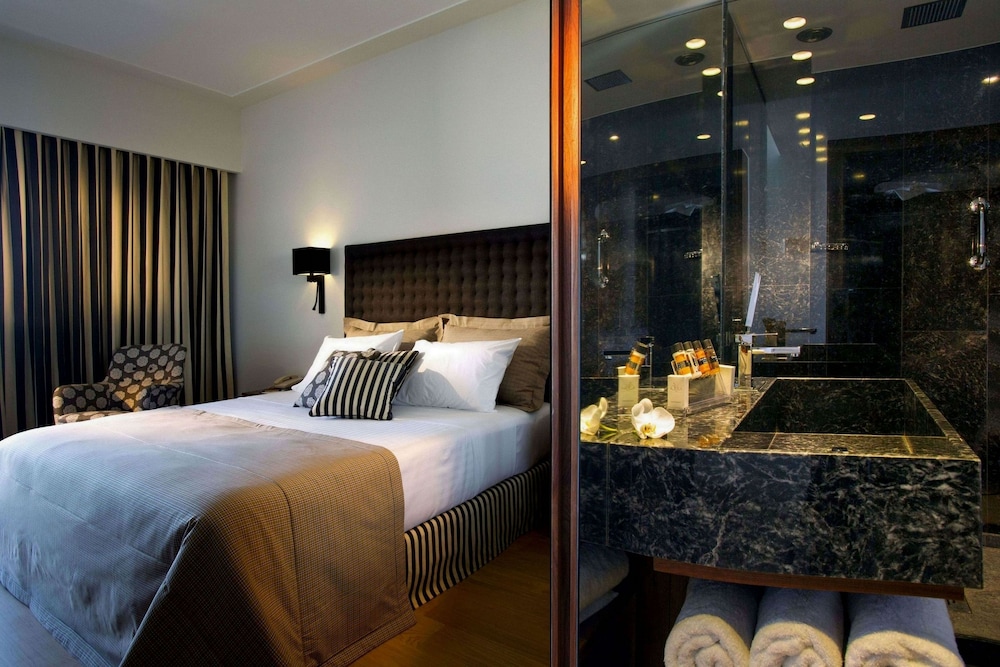 Aquila Atlantis Hotel — Hotel rooms in Heraklion