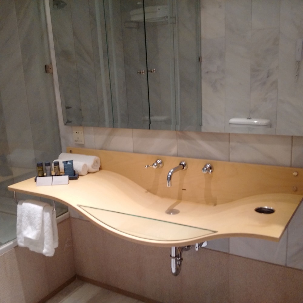 Aquila Atlantis Hotel — Hotel rooms in Heraklion