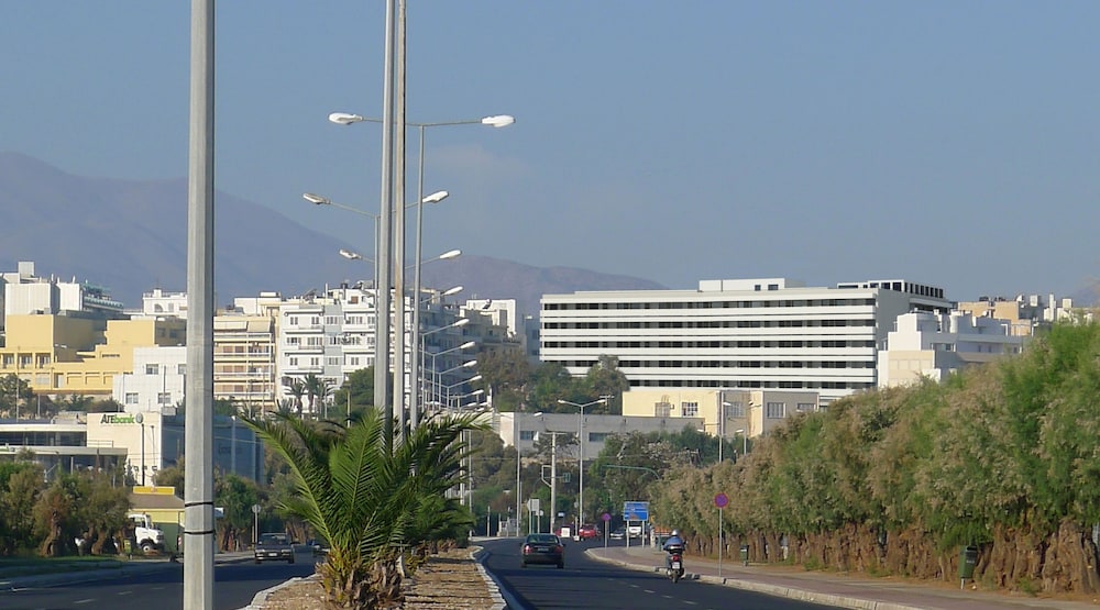 Aquila Atlantis Hotel — Hotel building in Heraklion