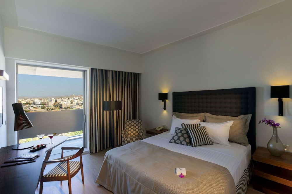 Aquila Atlantis Hotel — Hotel rooms in Heraklion