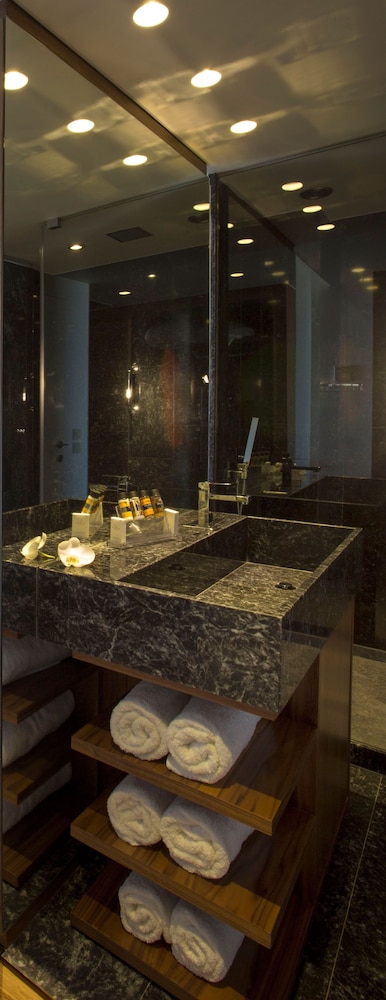 Aquila Atlantis Hotel — Hotel rooms in Heraklion