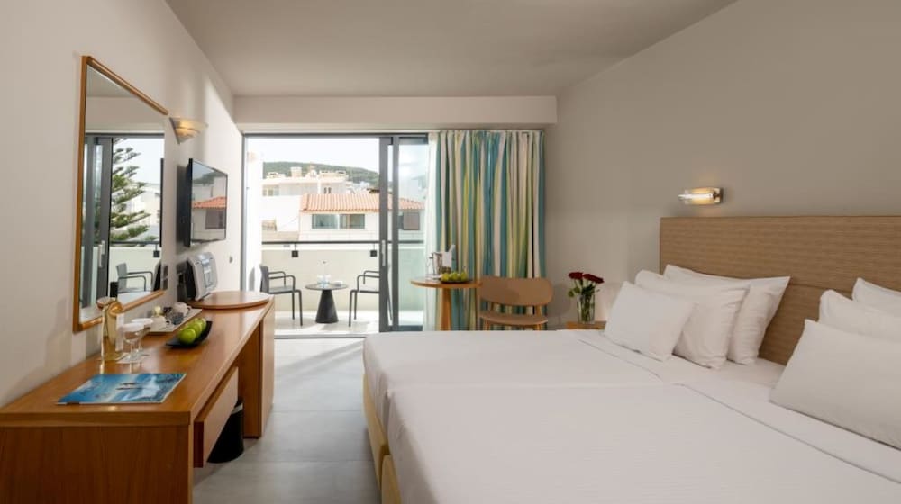 Aquila Porto Rethymno — Hotel rooms in Rethymnon