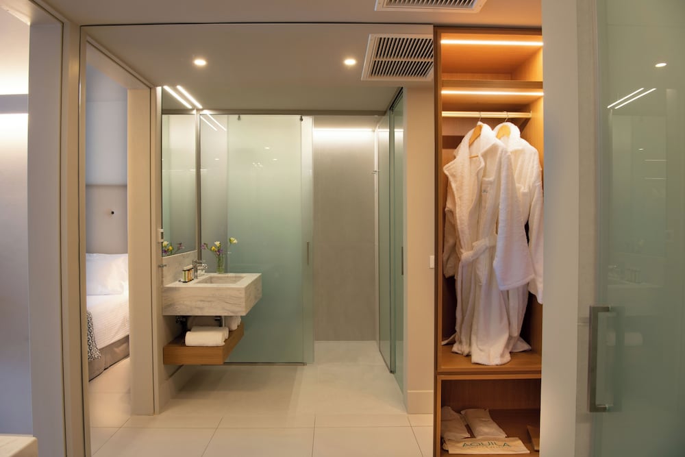 Aquila Porto Rethymno — Hotel rooms in Rethymnon