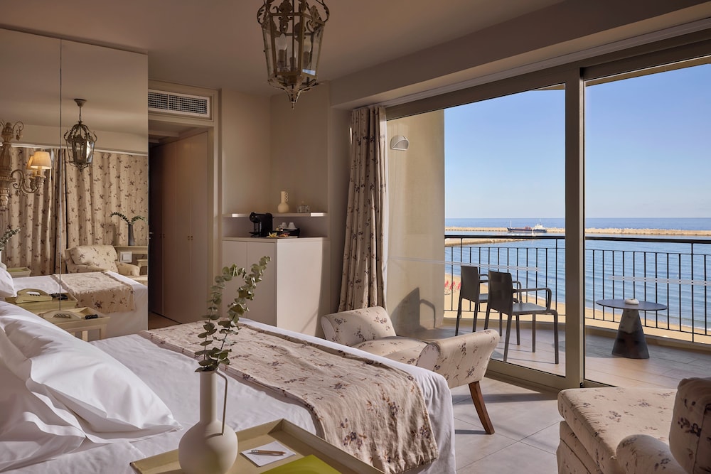 Aquila Porto Rethymno — Hotel rooms in Rethymnon