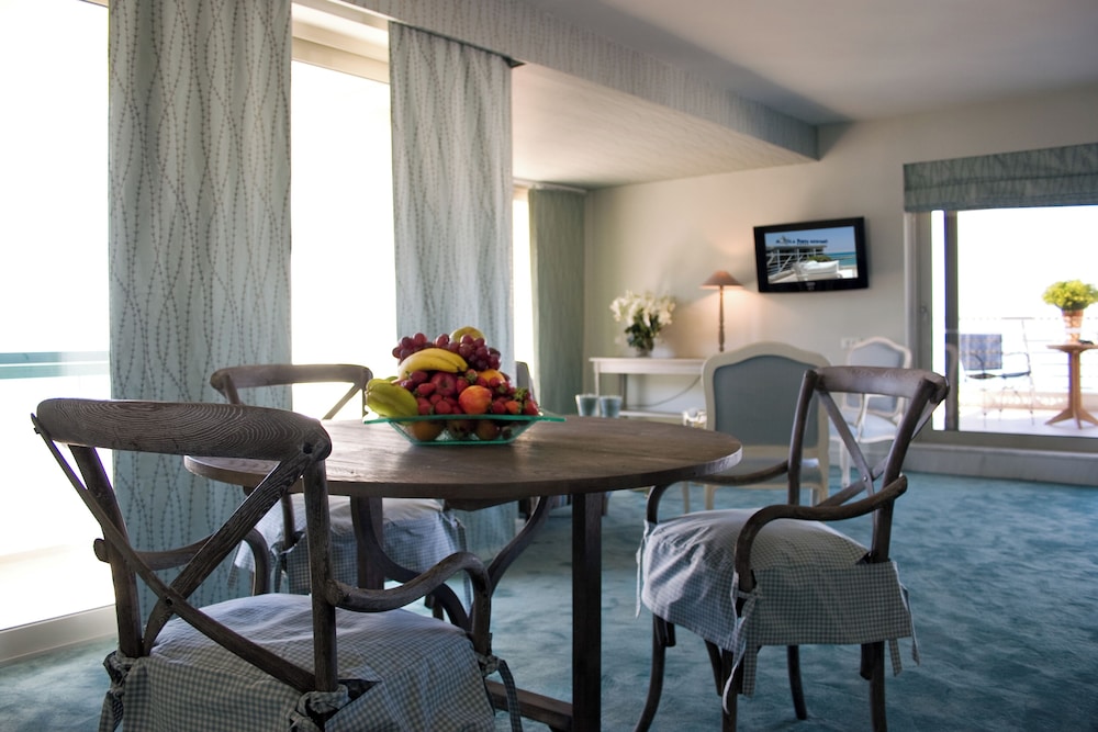 Aquila Porto Rethymno — Hotel rooms in Rethymnon