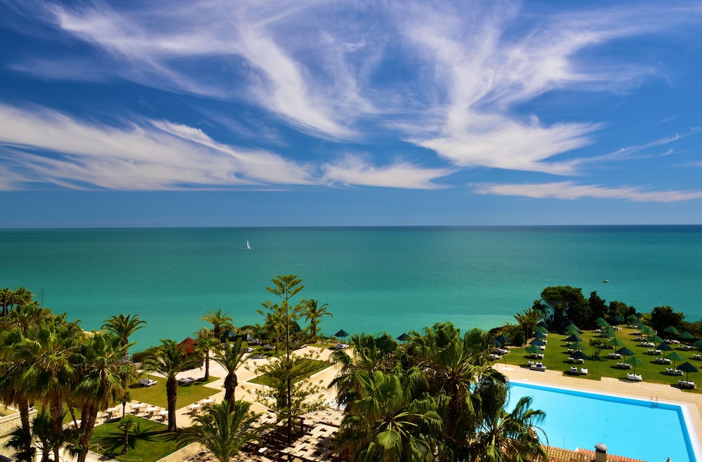 Pestana Viking Beach & Spa Resort — Main photo in Armação de Pêra, Faro