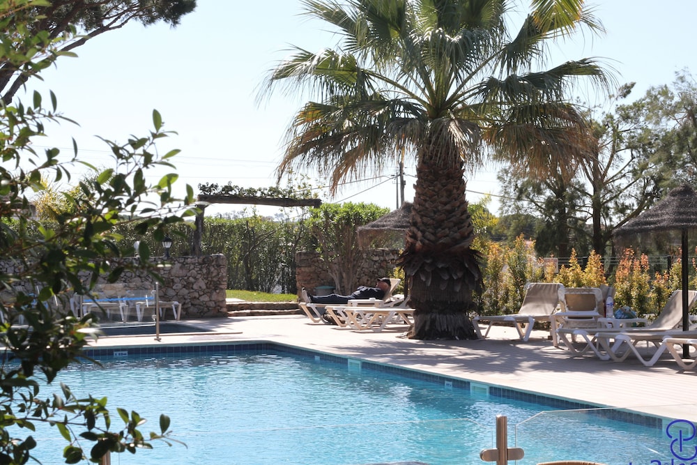Hotel Pinhal do Sol — Swimming pool in Quarteira, Faro