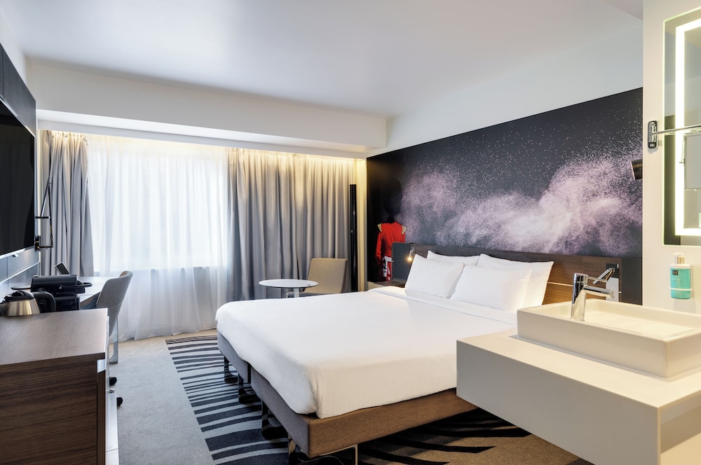 Novotel London Tower Bridge - zdjęcie 3