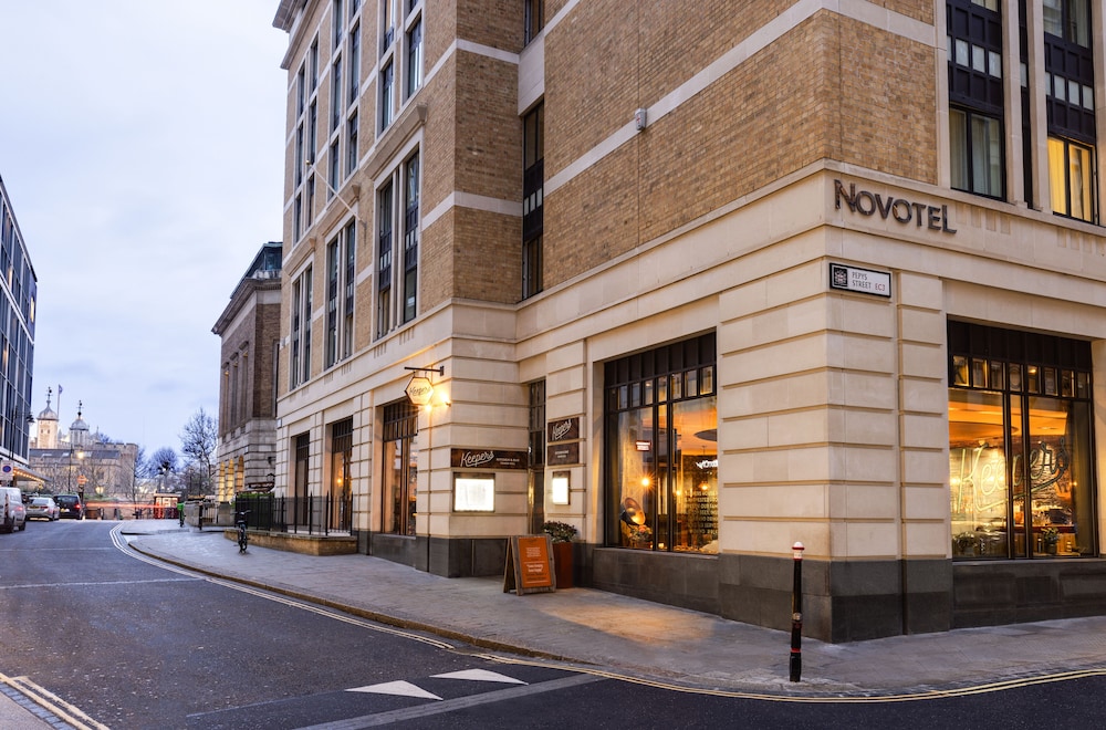 Novotel London Tower Bridge - zdjęcie 2