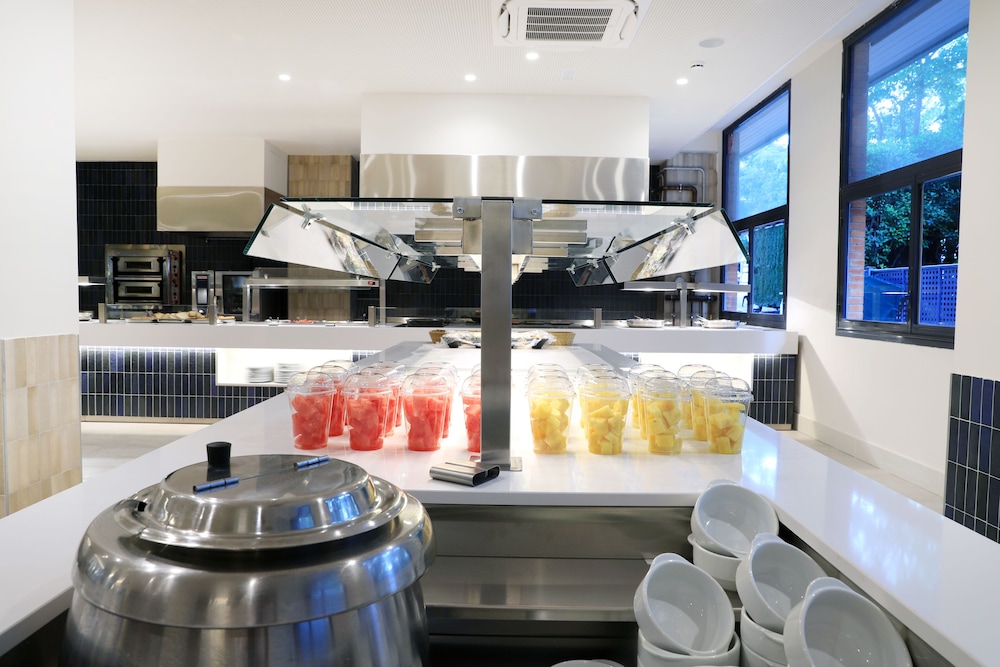 Eurosalou Hotel & Spa — Restaurant & bars in Salou, Catalonia