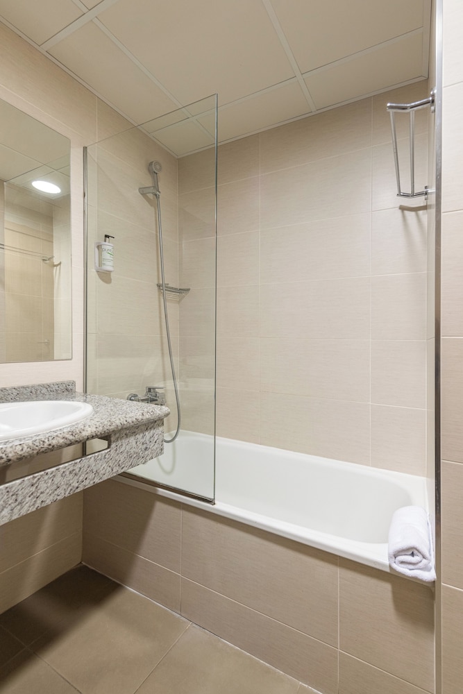 Eurosalou Hotel & Spa — Hotel rooms in Salou, Catalonia