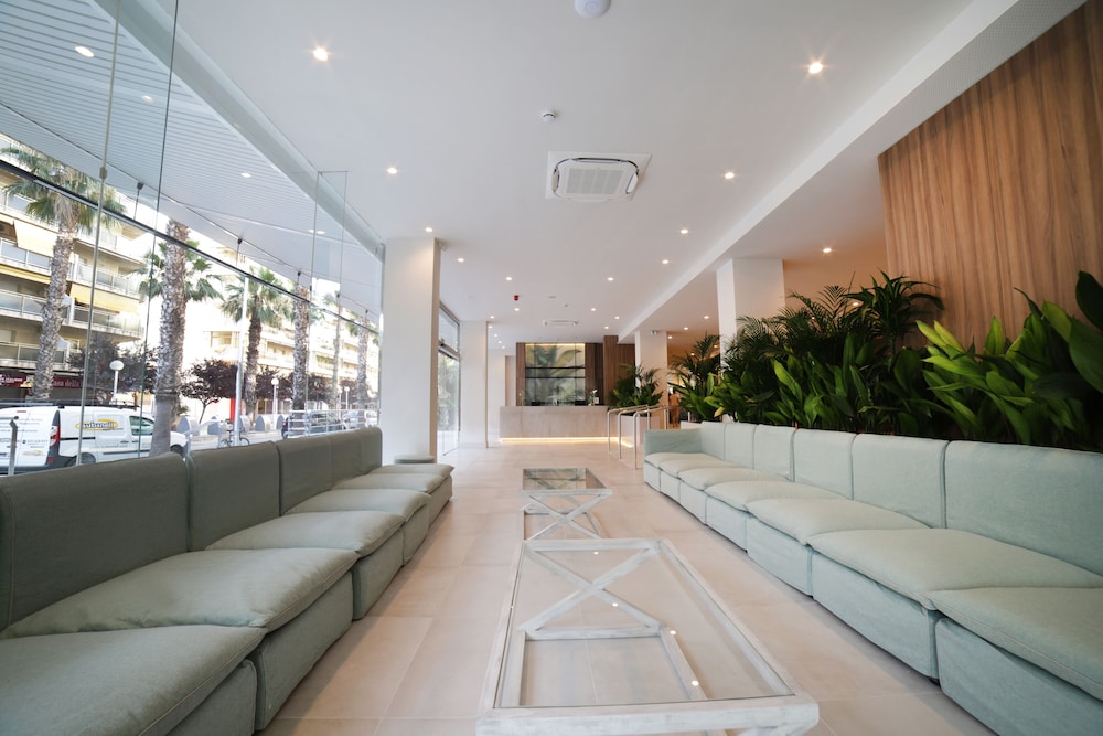 Eurosalou Hotel & Spa — Hotel building in Salou, Catalonia