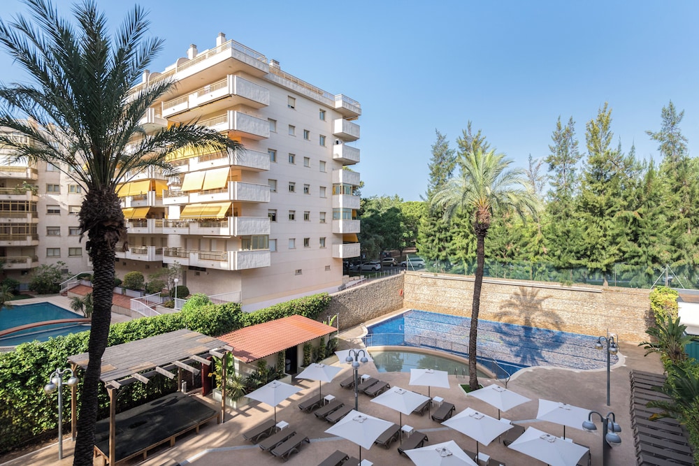Eurosalou Hotel & Spa — Swimming pool in Salou, Catalonia