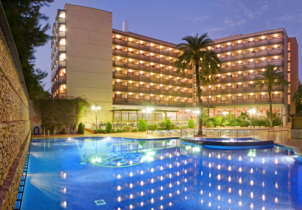 Eurosalou Hotel & Spa — Swimming pool in Salou, Catalonia