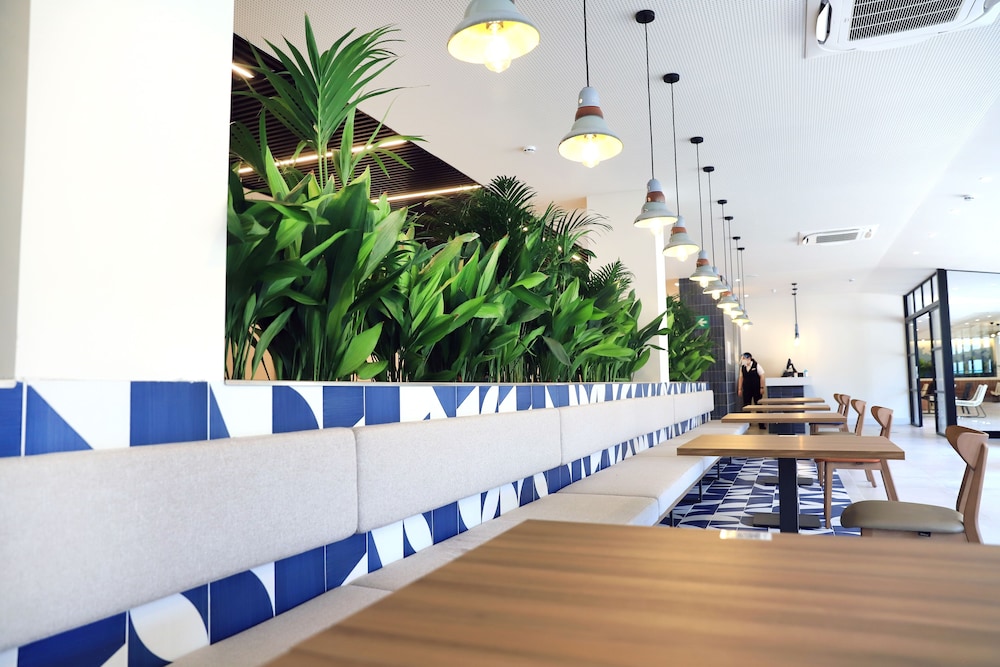 Eurosalou Hotel & Spa — Restaurant & bars in Salou, Catalonia