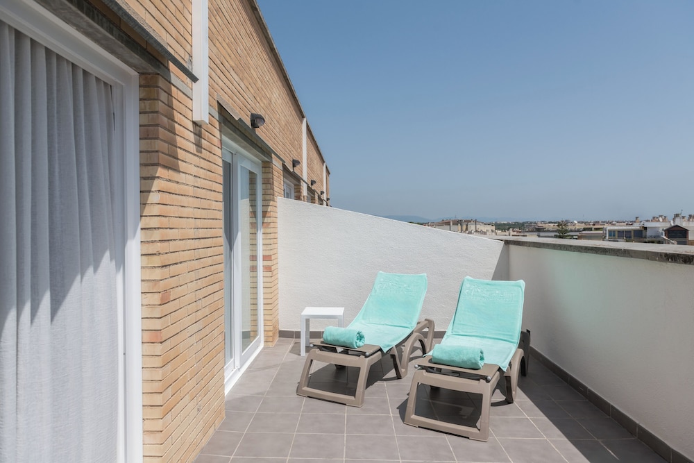 Eurosalou Hotel & Spa — Hotel building in Salou, Catalonia