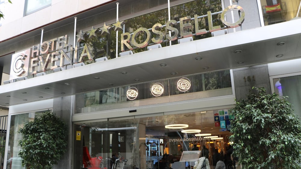 Evenia Rossello — Hotel building in Barcelona, Catalonia