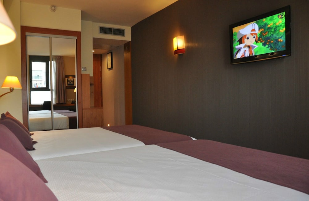 Evenia Rossello — Hotel rooms in Barcelona, Catalonia