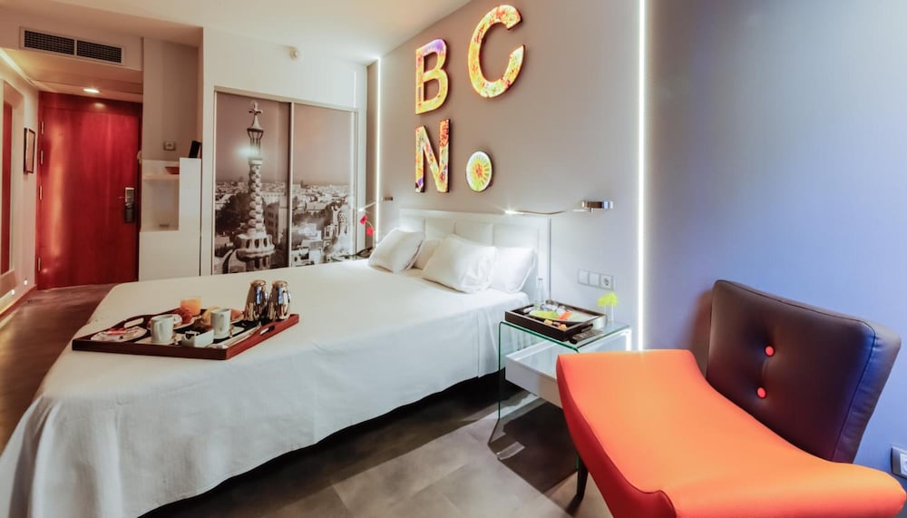 Evenia Rossello — Hotel rooms in Barcelona, Catalonia