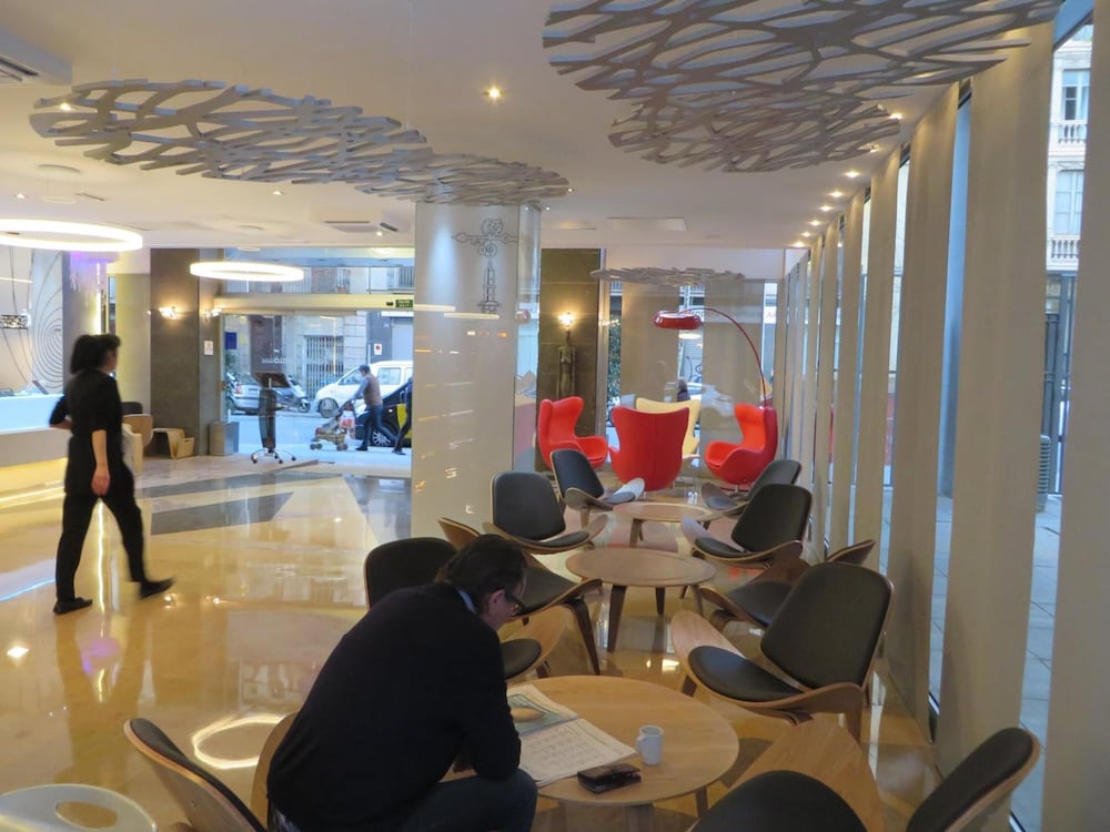 Evenia Rossello — Restaurant & bars in Barcelona, Catalonia