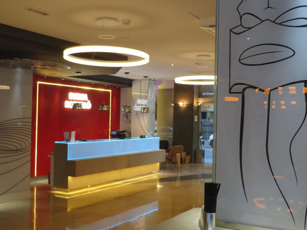 Evenia Rossello — Restaurant & bars in Barcelona, Catalonia