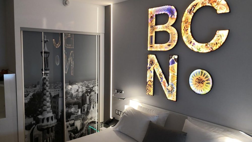 Evenia Rossello — Hotel rooms in Barcelona, Catalonia