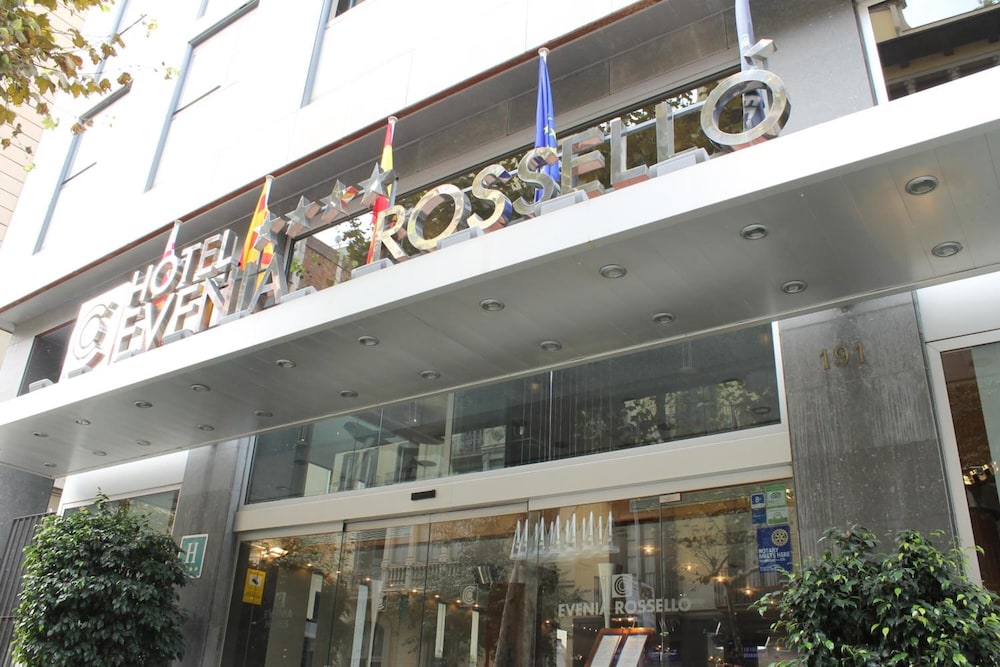Evenia Rossello — Hotel building in Barcelona, Catalonia