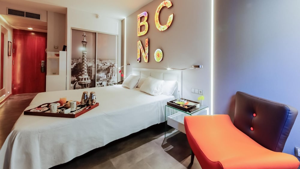 Evenia Rossello — Hotel rooms in Barcelona, Catalonia