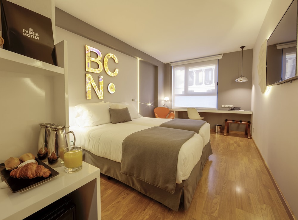 Evenia Rossello — Hotel rooms in Barcelona, Catalonia