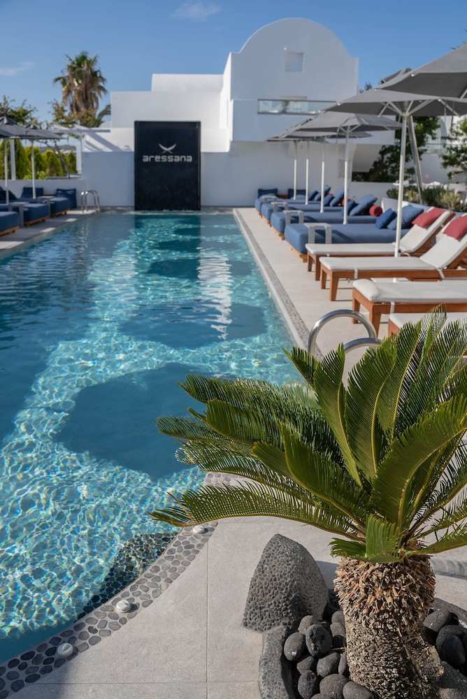 Aressana Spa Hotel & Suites - Small Luxury Hotels of the World — Swimming pool in Karterados, South Aegean