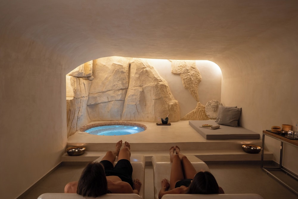 Aressana Spa Hotel & Suites - Small Luxury Hotels of the World — Spa in Karterados, South Aegean
