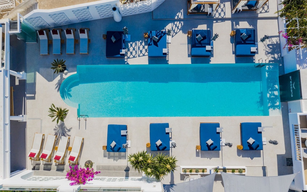 Aressana Spa Hotel & Suites - Small Luxury Hotels of the World — Swimming pool in Karterados, South Aegean