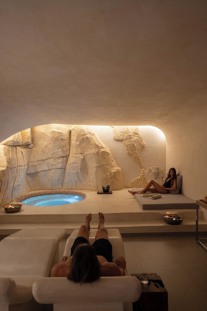 Aressana Spa Hotel & Suites - Small Luxury Hotels of the World — Spa in Karterados, South Aegean