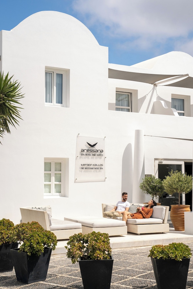 Aressana Spa Hotel & Suites - Small Luxury Hotels of the World — Hotel building in Karterados, South Aegean