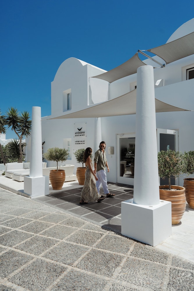 Aressana Spa Hotel & Suites - Small Luxury Hotels of the World — Hotel building in Karterados, South Aegean