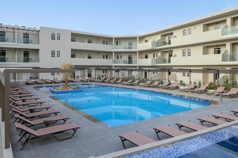 Zeus Hotels YDORIA RESORT - All Inclusive — Pool in Rethymnon
