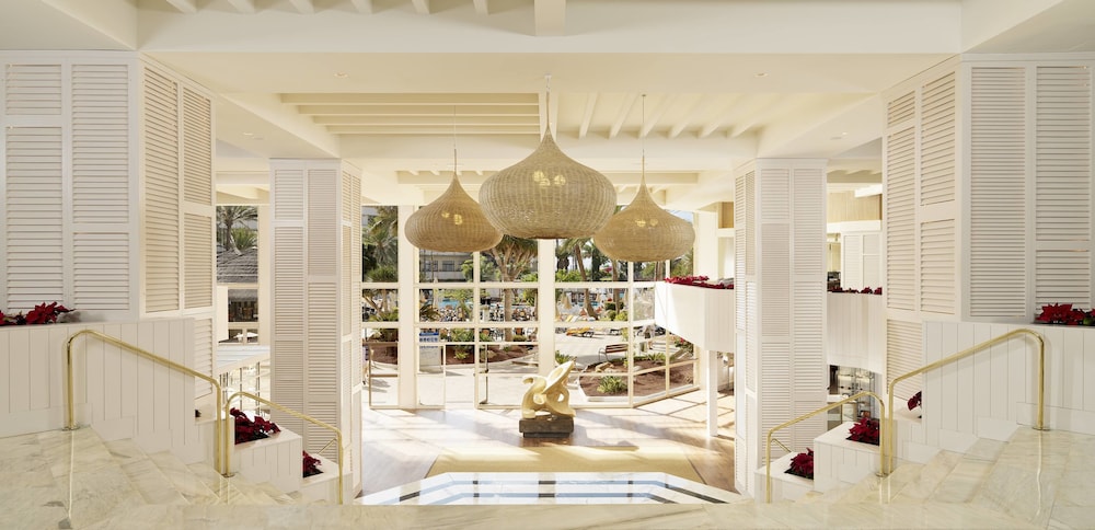 H10 Conquistador — Hotel building in Playa de las Americas, Canary Islands