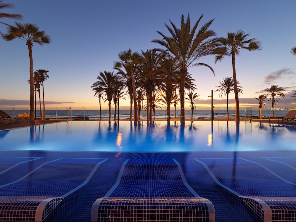 H10 Conquistador — Swimming pool in Playa de las Americas, Canary Islands