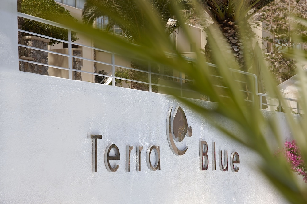 Terra Blue Santorini — Hotel building in Kamari, South Aegean