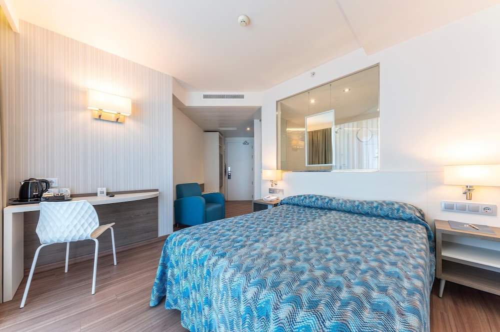 Port Benidorm Hotel & Spa 4* Sup — Hotel rooms in Benidorm, Valencian Community