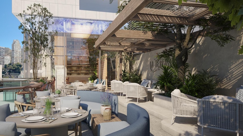 Port Benidorm Hotel & Spa 4* Sup — Restaurant & bars in Benidorm, Valencian Community