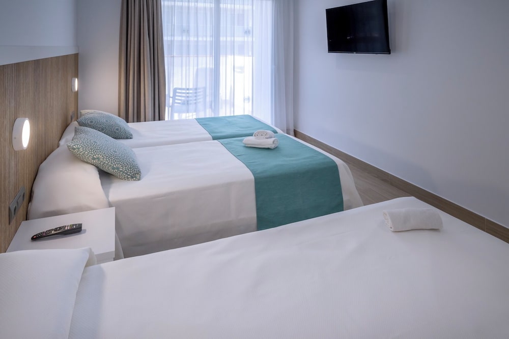 4R Salou Park Resort II — Hotel rooms in Salou, Catalonia
