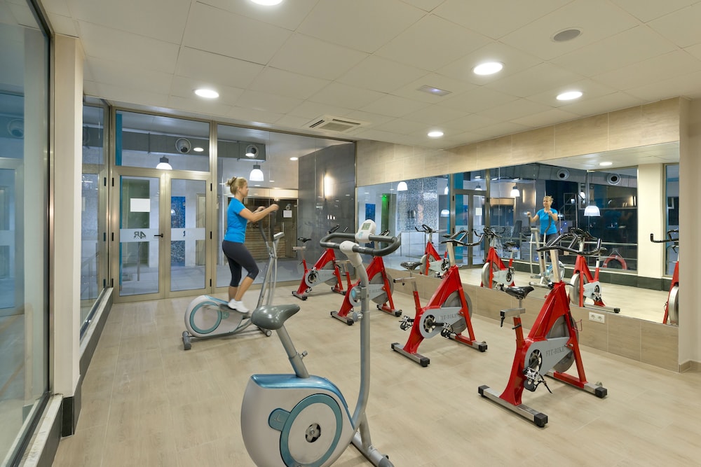 4R Salou Park Resort II — Sports & recreation in Salou, Catalonia