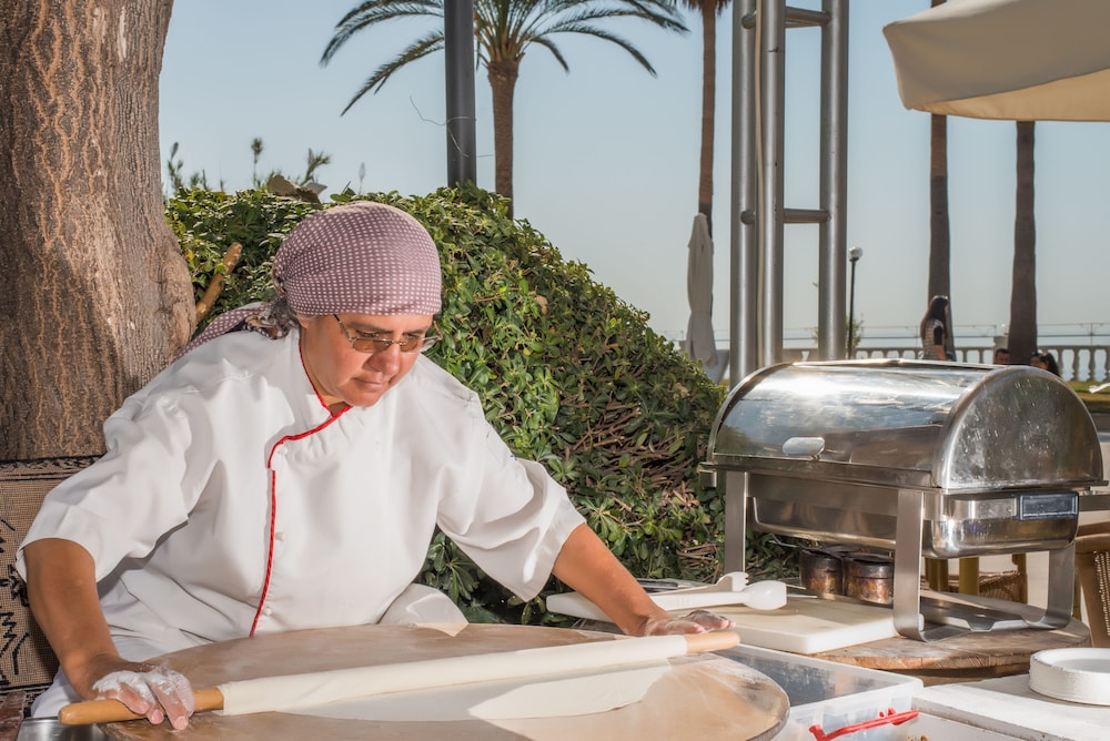 Antalya Adonis Hotel — Restaurant & bars in Antalya