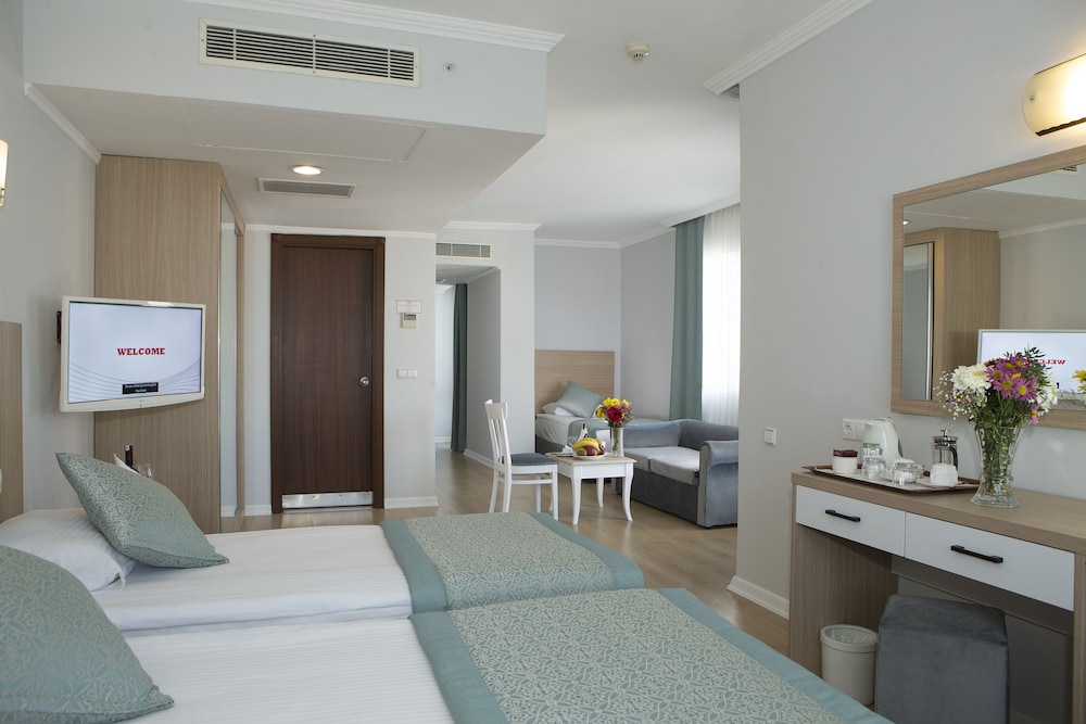 Antalya Adonis Hotel — Hotel rooms in Antalya