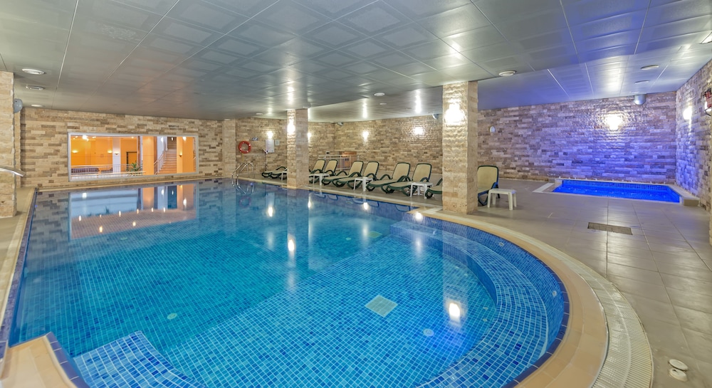 Antalya Adonis Hotel — Swimming pool in Antalya