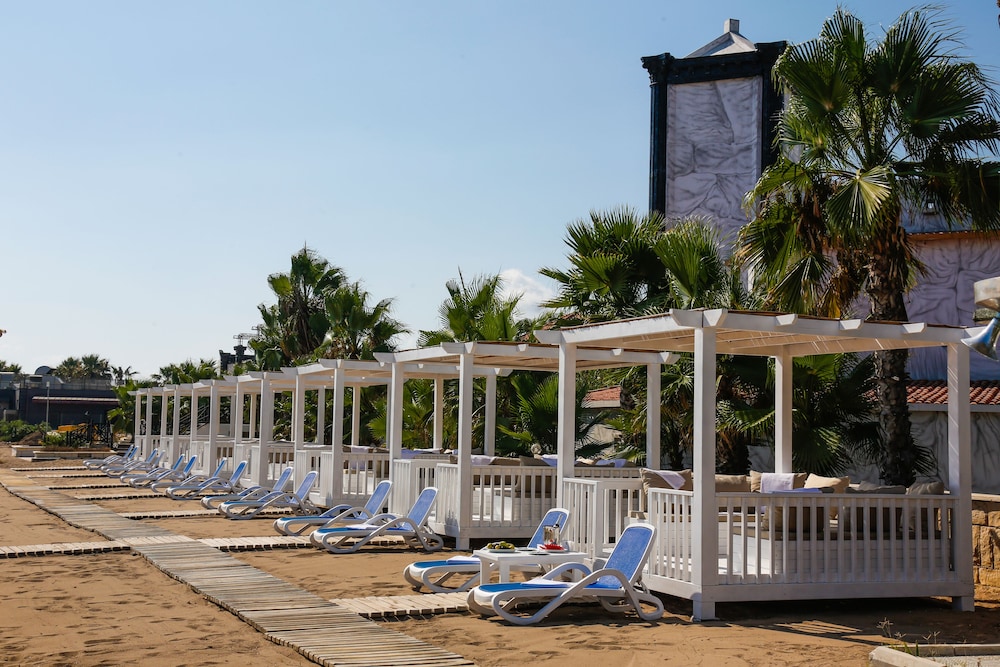 ADORA HOTEL & RESORT - All inclusive — Outdoor in Belek