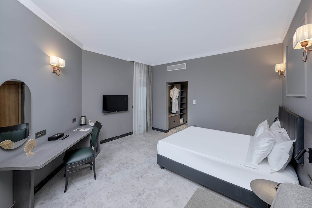 ADORA HOTEL & RESORT - All inclusive — Rooms in Belek