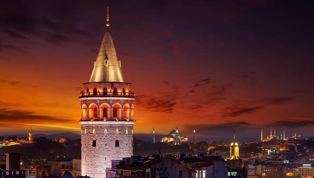 Akgun Istanbul Hotel, WorldHotels Crafted — Attractions in the area in Istanbul, Istanbul